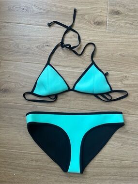 Triangl Bikini